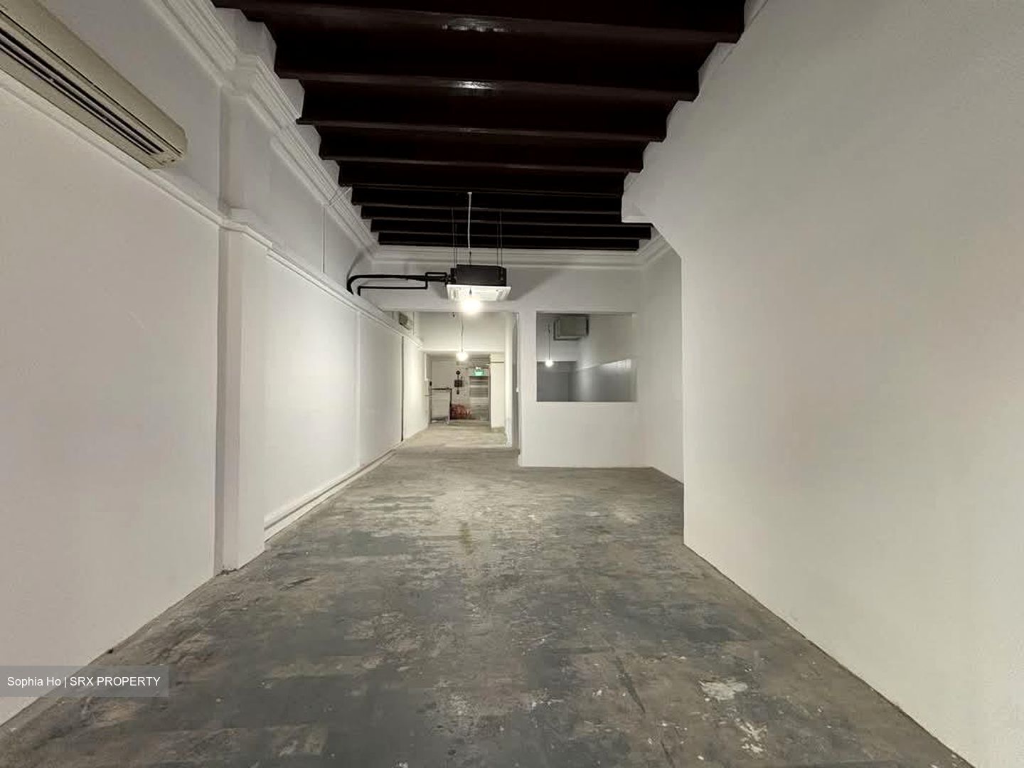 Geylang Road (D14), Retail #585378961